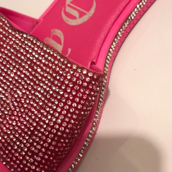JUICY COUTURE Pink Rhinestone Slide Sandals - Picture 12 of 12